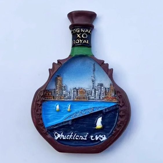 뉴질랜드 수도 오클랜드에 있는 로얄 XO 와인병이 포함 - Wine Xo 리뷰 및 가격